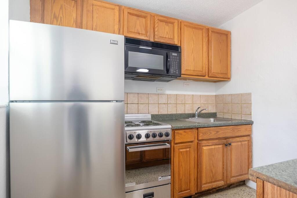 Lovely 2 Bed 1 Bath Near Las Olas W/Free Parking! Lägenhet Fort Lauderdale Exteriör bild